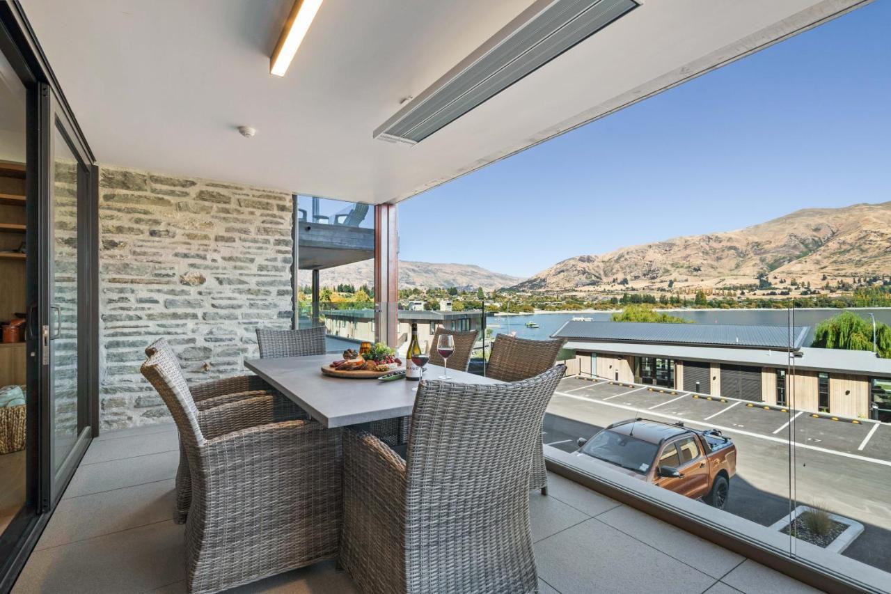 Winona Of Wanaka - Luxury Lakefront Apartment Bagian luar foto